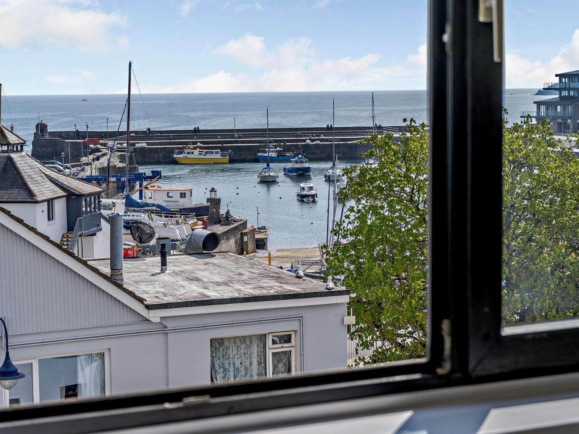 2 Bed In Saundersfoot 74356 Apartment Exterior photo